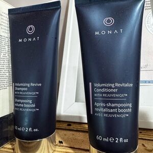 Travel size shampoo and conditioner voluminous